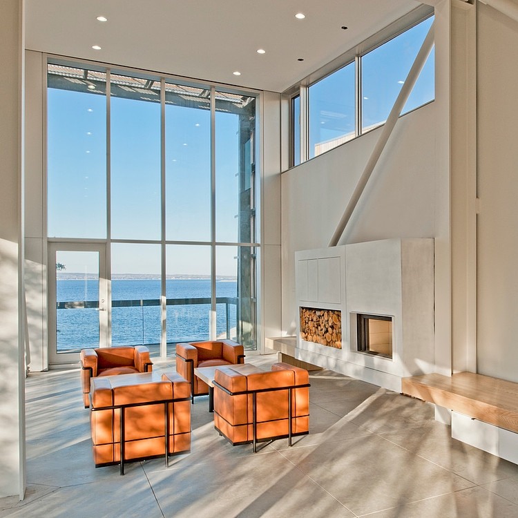 Two Hull House by MacKay-Lyons Sweetapple Architects