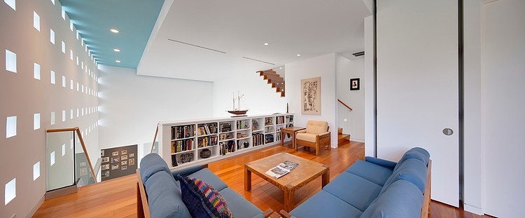 Sky House by Guy Peterson Office for Architecture