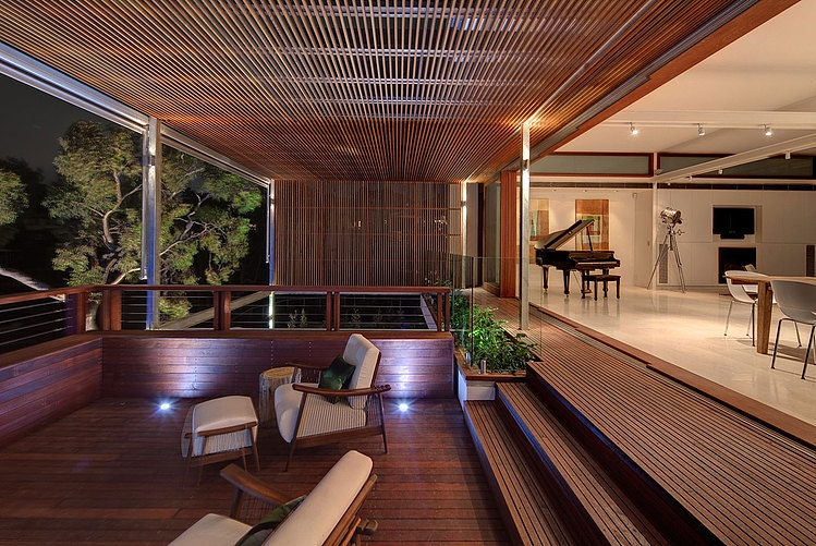 Tennyson Point Residence by CplusC Architectural Workshop
