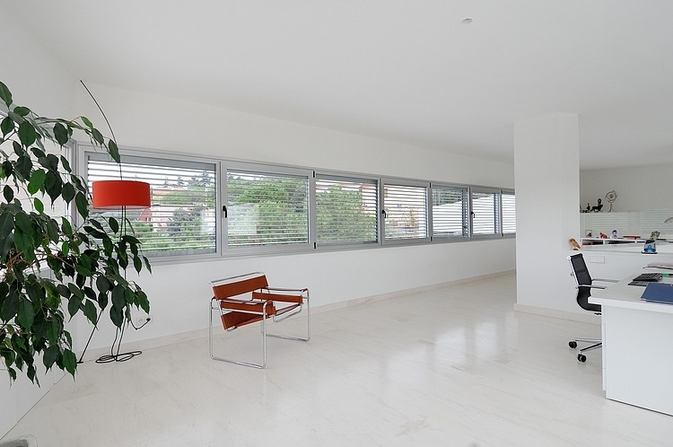 Valdemorillo House by Otto Medem Arquitectura