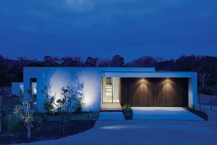 Blairgowrie Residence by InForm Design & Pleysier Perkins