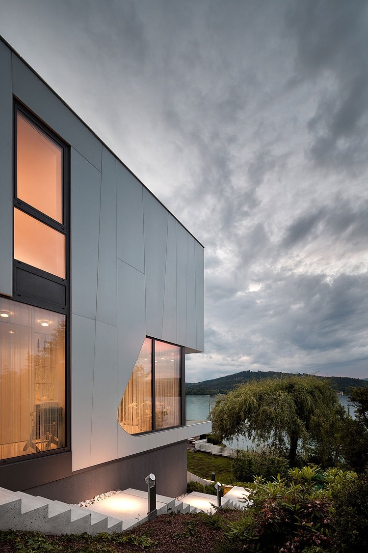 Lakeside House by Spado Architects
