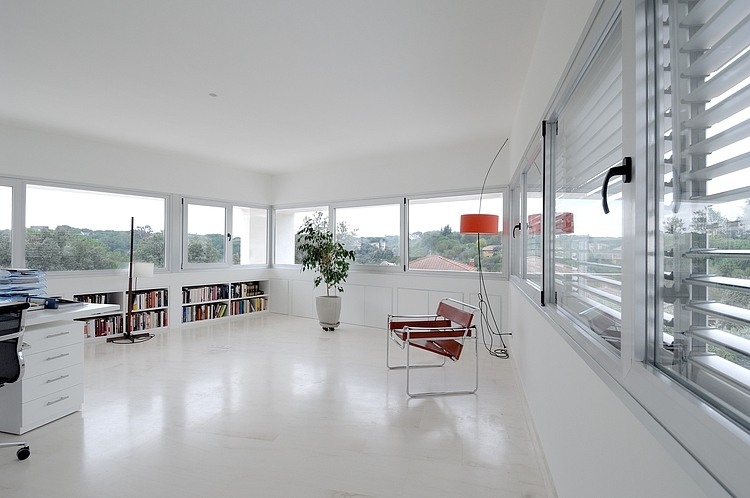 Valdemorillo House by Otto Medem Arquitectura