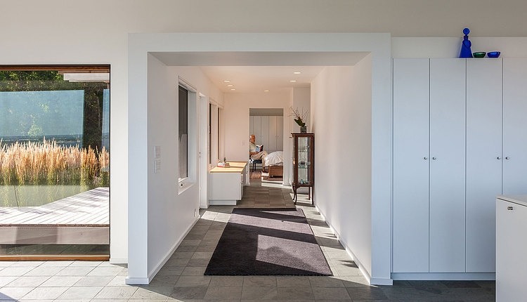 Hall House by Salmela Architect