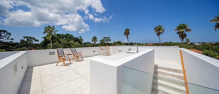 Sky House by Guy Peterson Office for Architecture