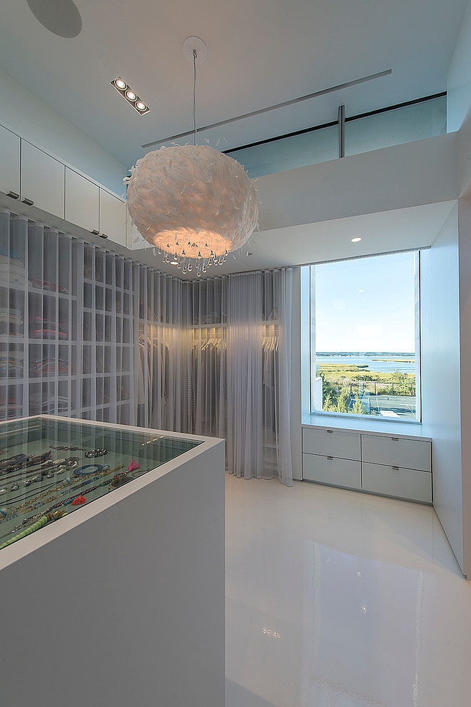 Dune Road House by Jason Klinge Residential Contracting
