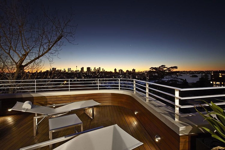 Bellevue Hill by Rolf Ockert Design