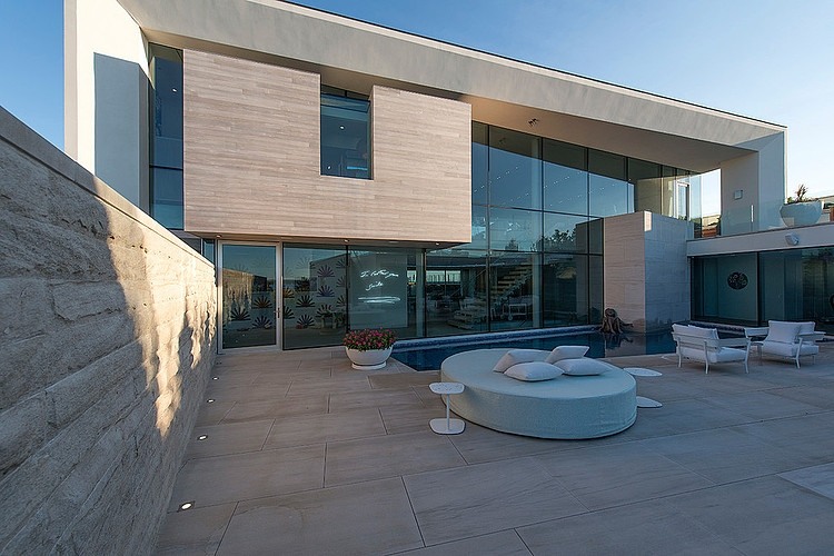 Dune Road House by Jason Klinge Residential Contracting