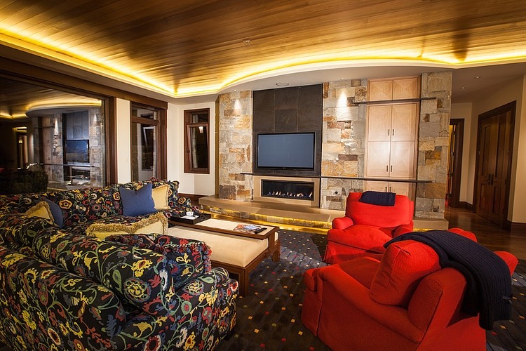 North Lake Tahoe Residence by Kelly & Stone Architects