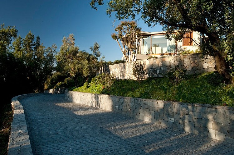 Lo Curro House by Peñafiel Arquitectos