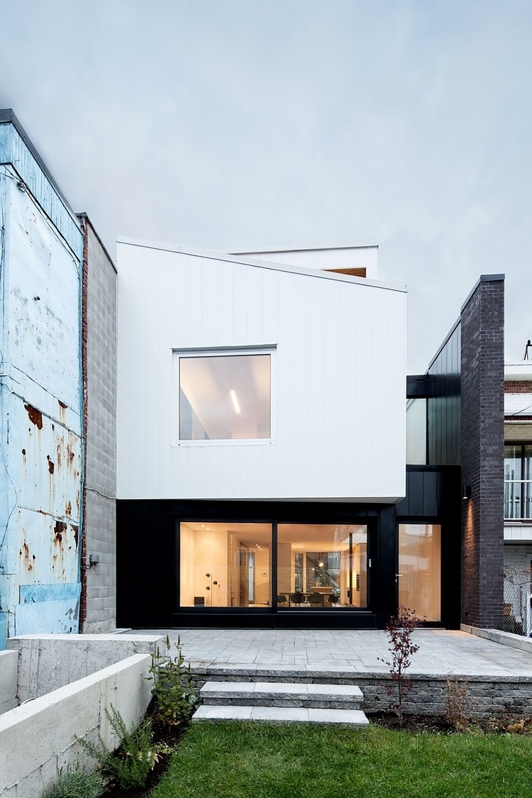 Alexandra Residence by Naturehumaine