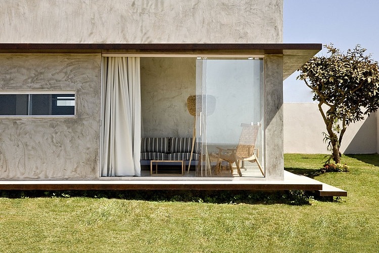 Box House by 1:1 arquitetura:design