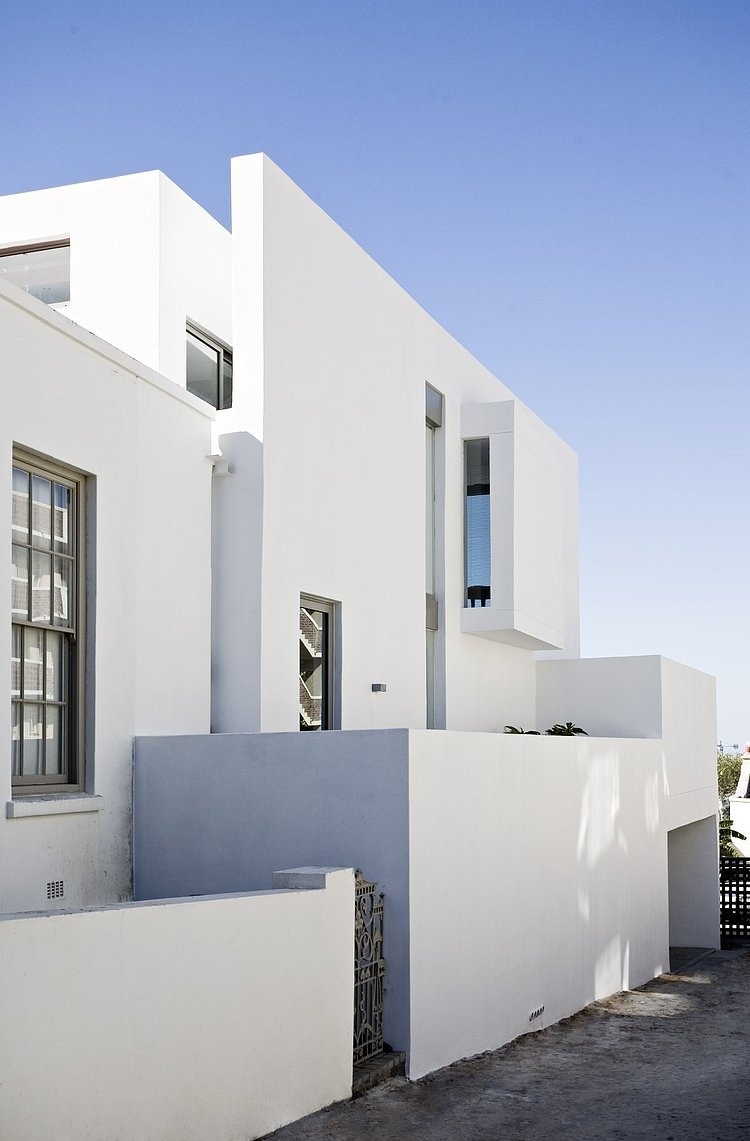 House in Cape Town by Grobler Architects