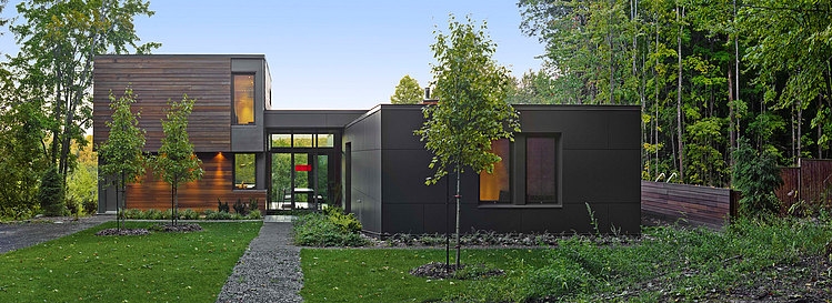 T House by Natalie Dionne Architecture