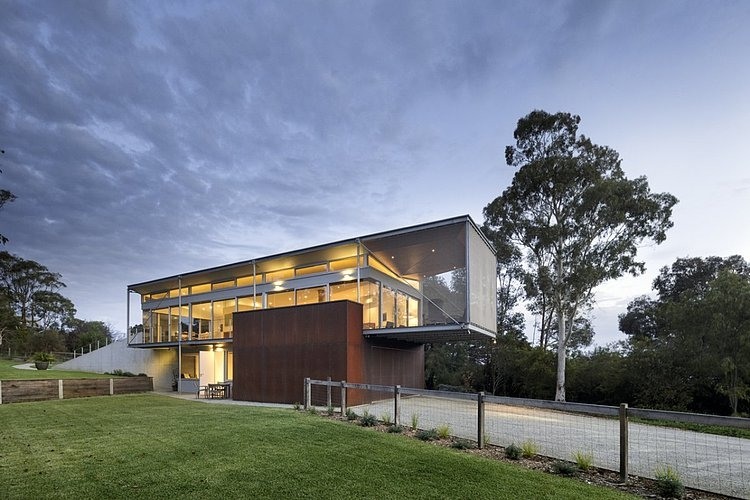 Rest House by Tim Spicer and Col Bandy Architects