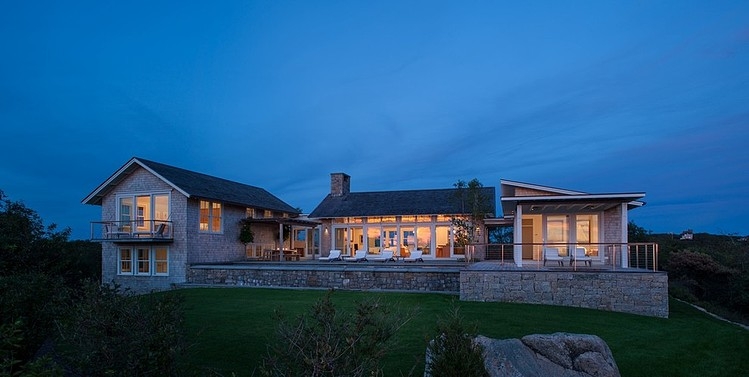 Swede Hill House by Aquidneck Properties