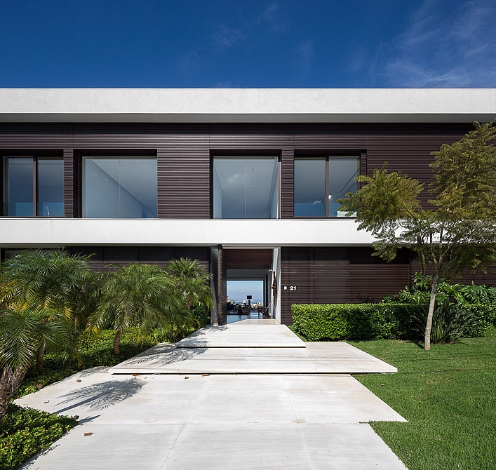 Jaragua Residence by Fernanda Marques