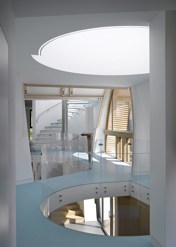Downley House by Birds Portchmouth Russum Architects