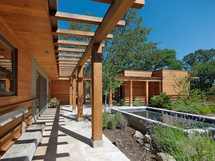 East Bay House by MacCracken Architects
