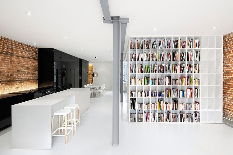Espace St-Denis by Anne Sophie Goneau