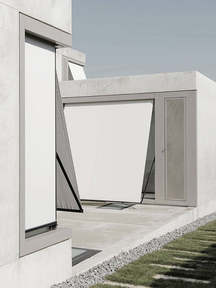 Villa M by Niklaus Graber + Christoph Steiger Architekten