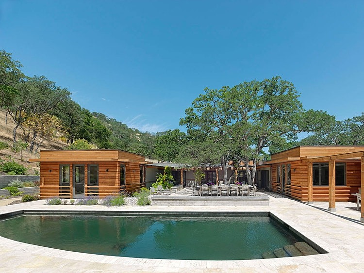 East Bay House by MacCracken Architects