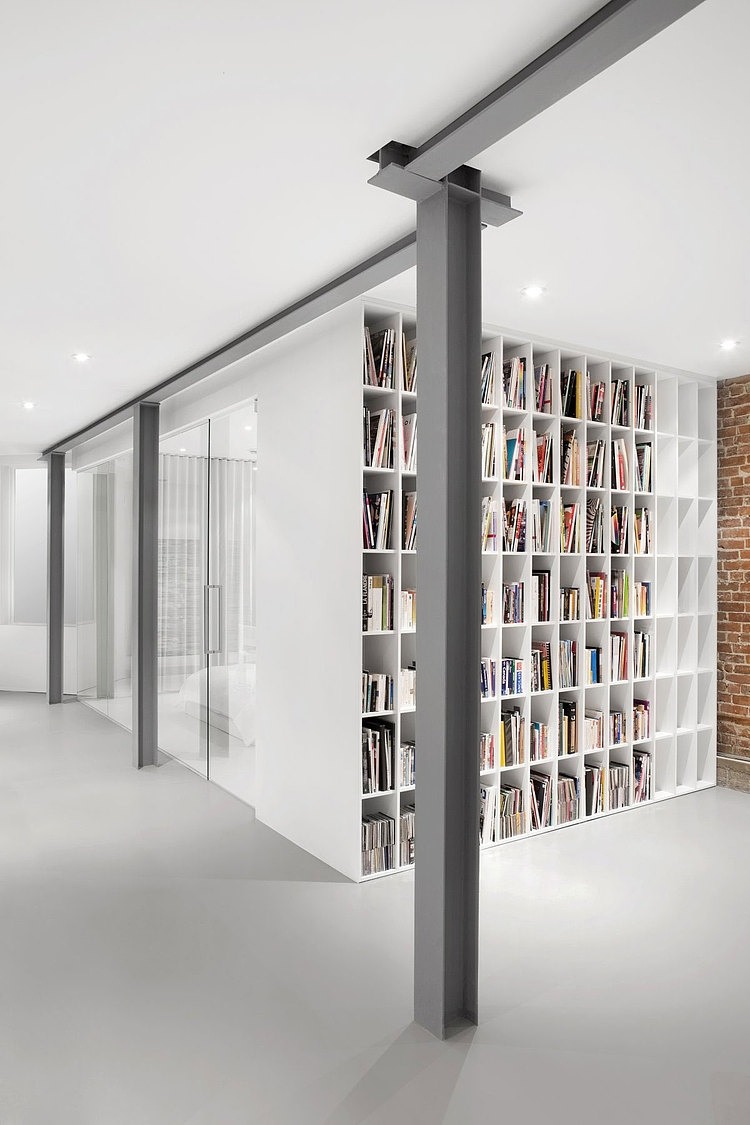 Espace St-Denis by Anne Sophie Goneau