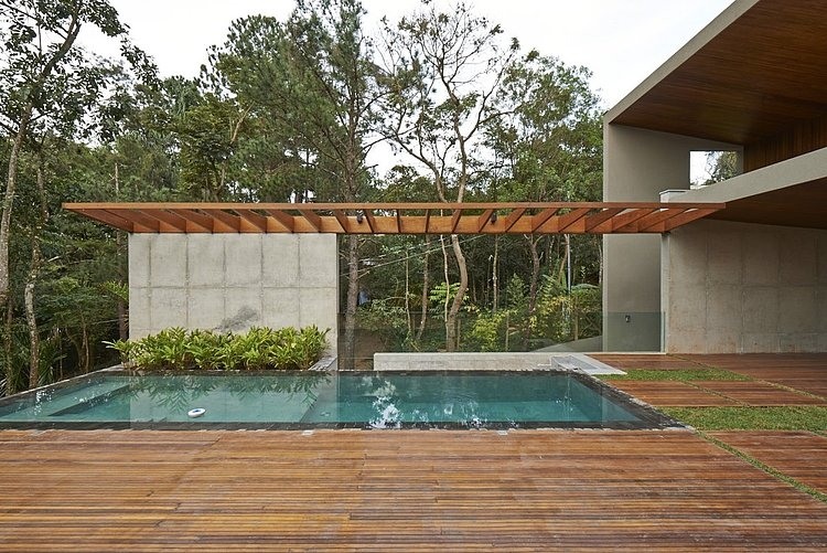 Bosque da Ribeira Residence by Anastasia Arquitetos