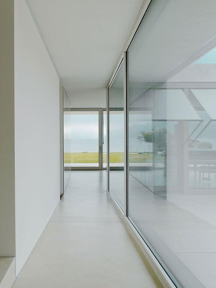 Villa M by Niklaus Graber + Christoph Steiger Architekten