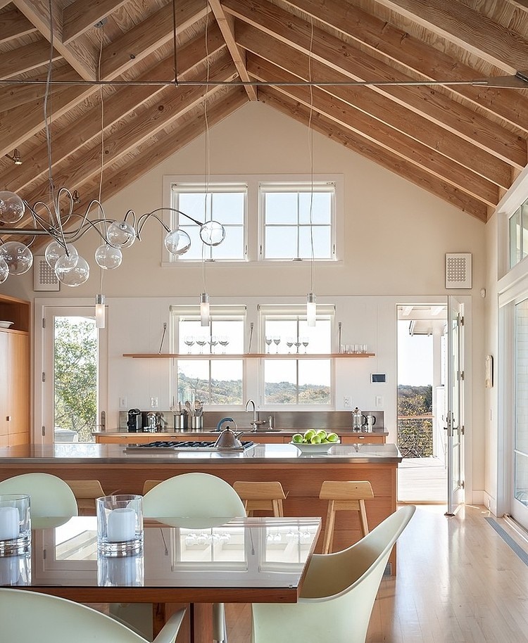 Swede Hill House by Aquidneck Properties