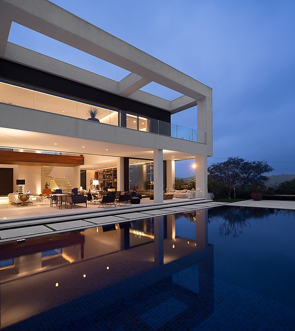 Jaragua Residence by Fernanda Marques
