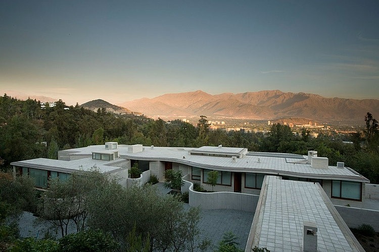 Lo Curro House by Peñafiel Arquitectos