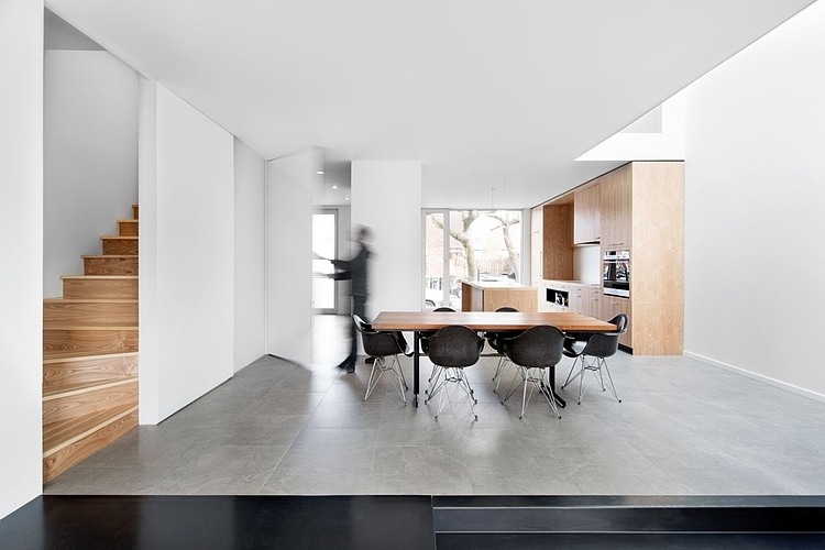 Alexandra Residence by Naturehumaine