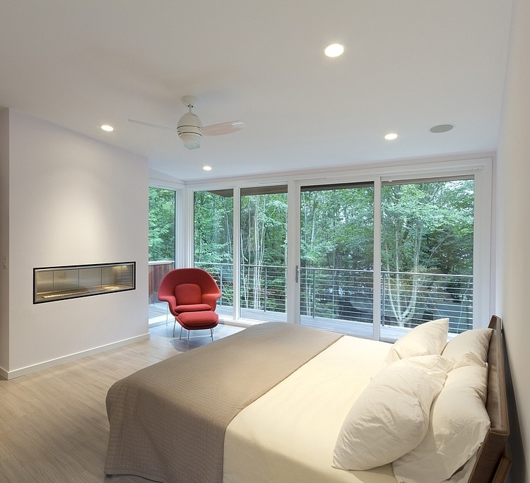 Berkshire Pond House by David Jay Weiner Architects
