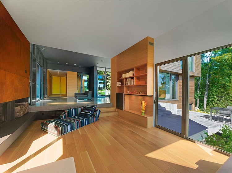 T House by Natalie Dionne Architecture