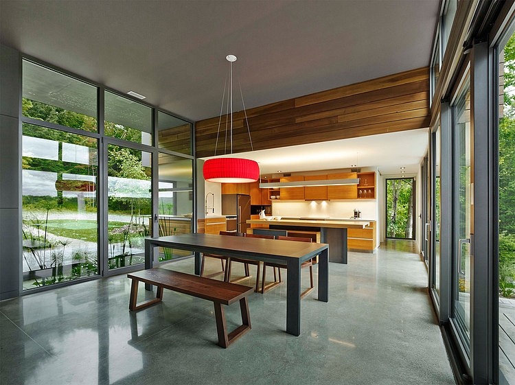T House by Natalie Dionne Architecture