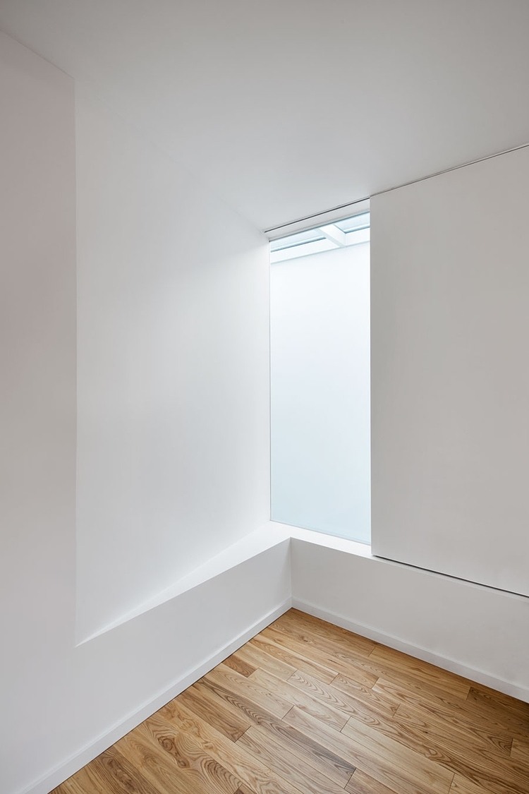 Alexandra Residence by Naturehumaine