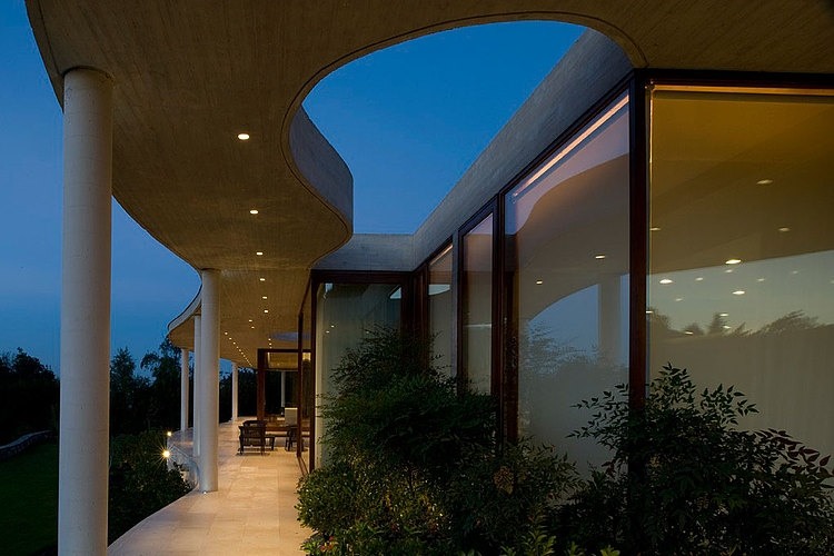 Lo Curro House by Peñafiel Arquitectos