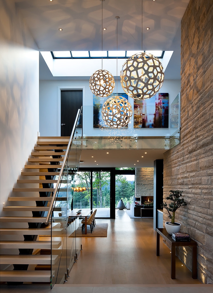 West Vancouver Residence by Claudia Leccacorvi