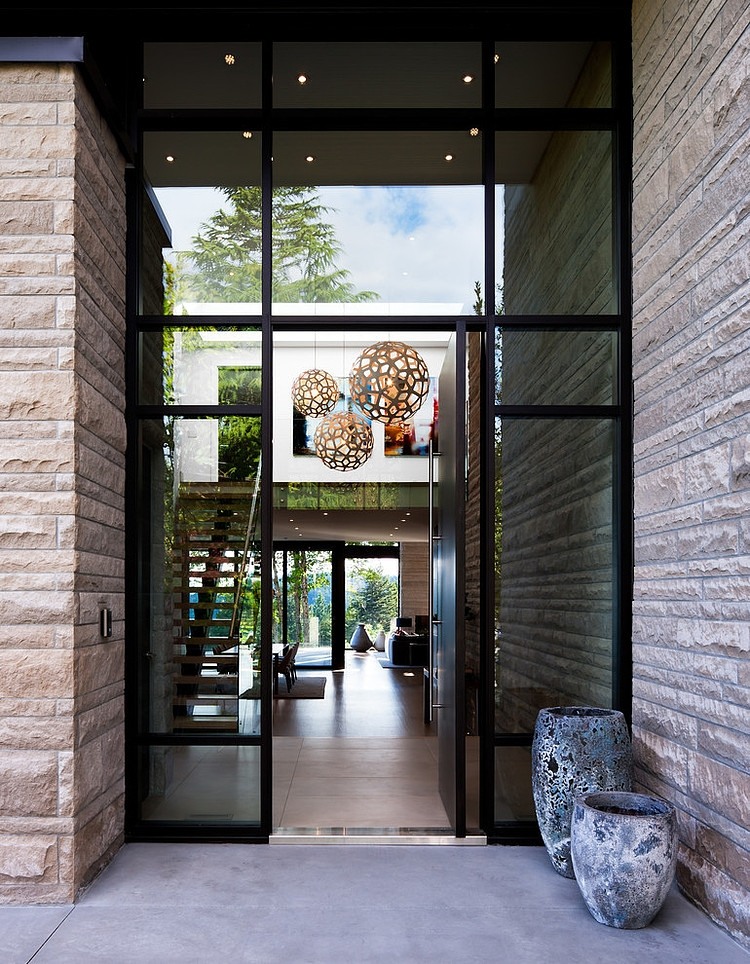 West Vancouver Residence by Claudia Leccacorvi