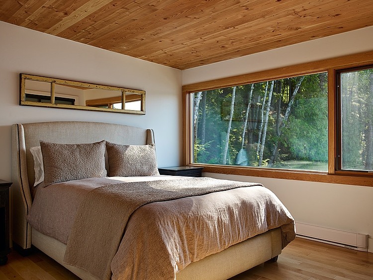 Lake Joseph Boathouse by Altius Architecture