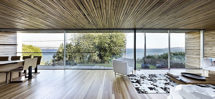 Dezanove House by Iñaki Leite Architects