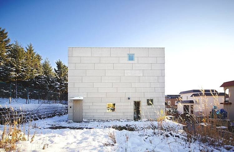 Modern Residence by Jun Igarashi Architects