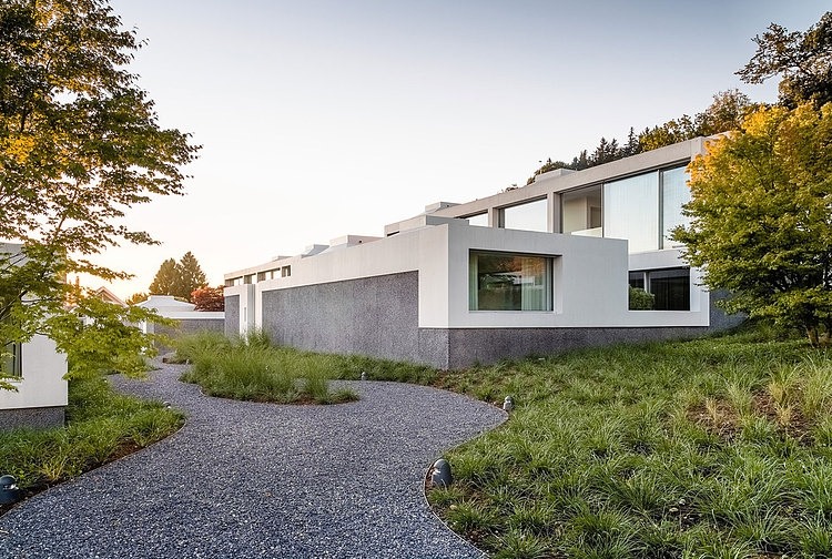 4 Courtyard Houses by Think Architecture
