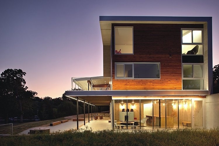 Postcard House by Hufft Projects
