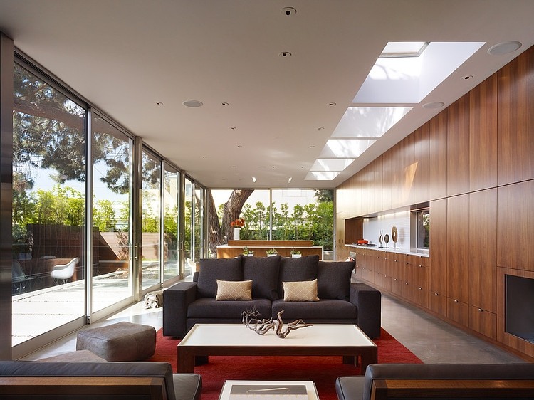 Walnut Residence by Modal Design