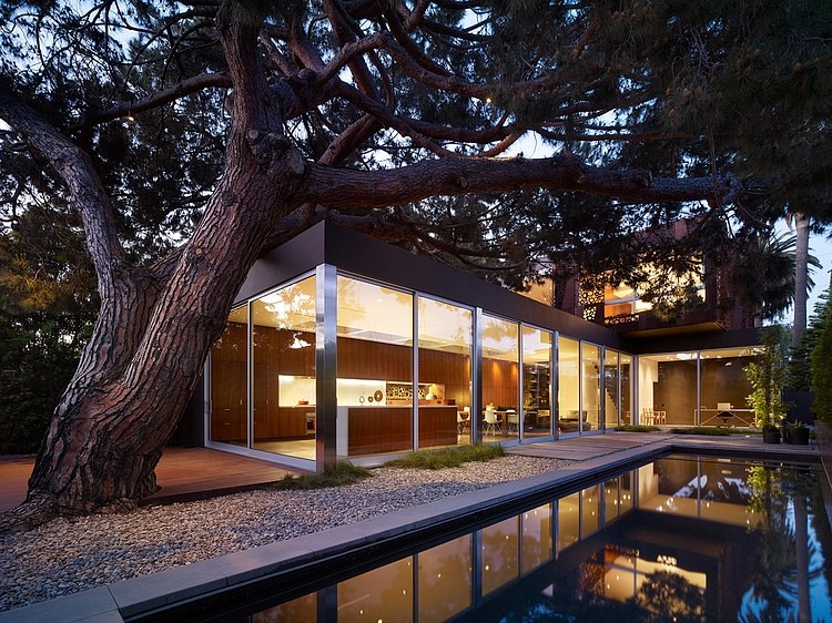 Walnut Residence by Modal Design