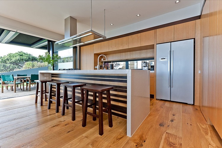 Rothesay Bay House by Creative Arch