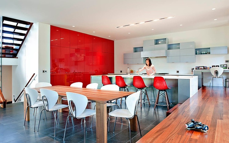Thorncrest House by Altius Architecture