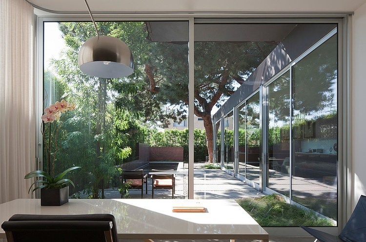 Walnut Residence by Modal Design